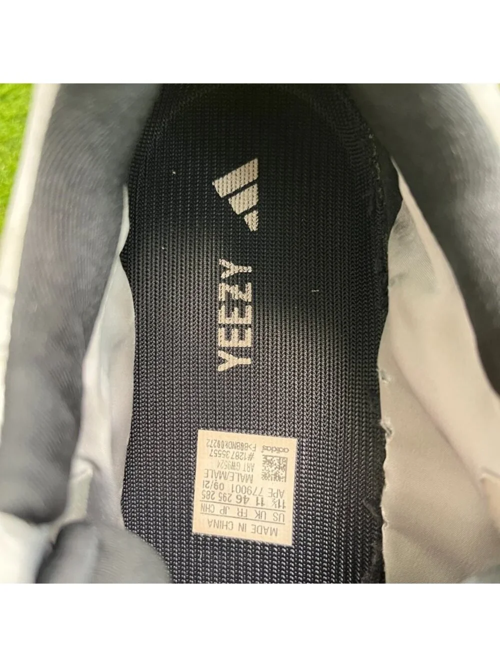 Adidas Yeezy Boost 700 MNVN Mens Size 11.5 Gray Athletic Running Shoes Sneakers